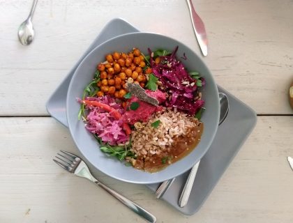 vegan bowl - clean eating in berlin - vega food tour berlin kreuzberg